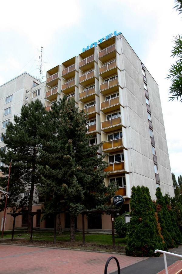Aranypart Hotel Siófok Exteriér fotografie