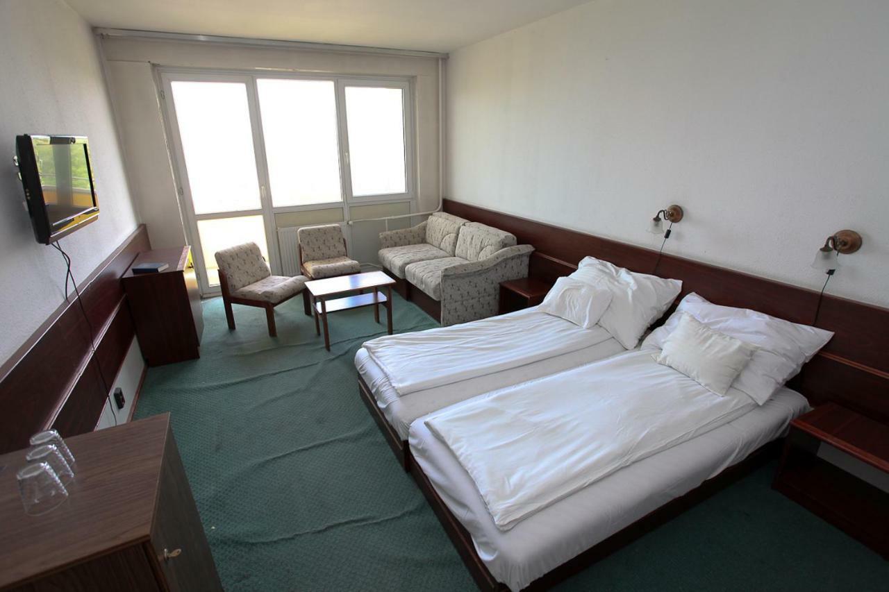 Aranypart Hotel Siófok Exteriér fotografie