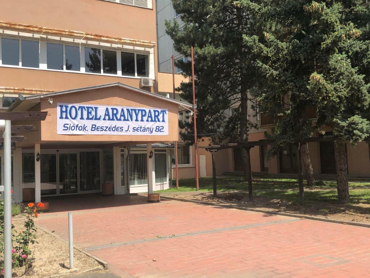 Aranypart Hotel Siófok Exteriér fotografie